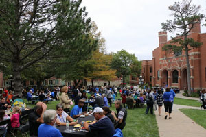 Almost a thousand people visited Peru State's Campus for free food and entertainment!